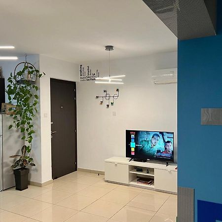 Fat Cow Apartment 103 Ларнака Экстерьер фото