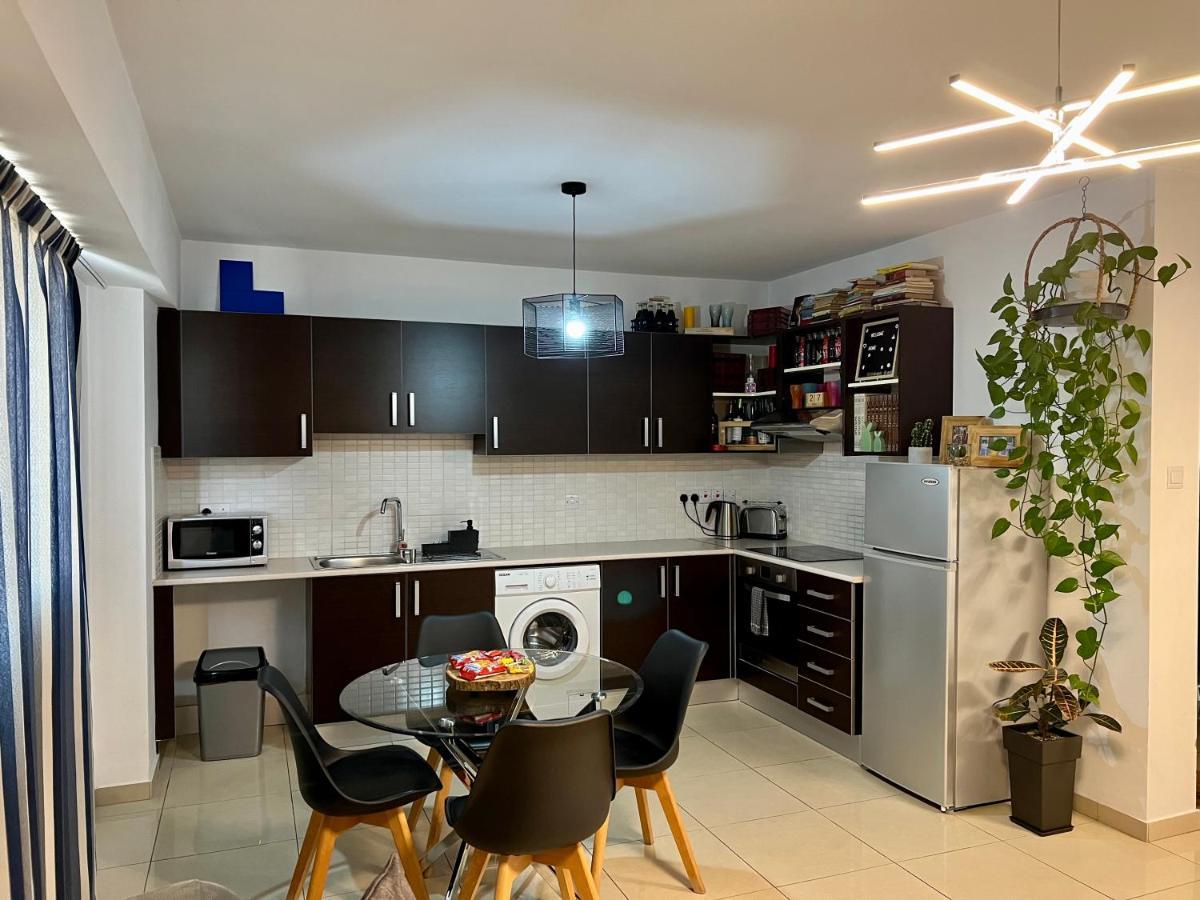 Fat Cow Apartment 103 Ларнака Экстерьер фото
